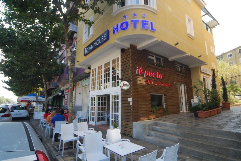 Hotel Town House Tirana Exterior photo